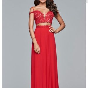 Faviana size 6 style # 10045. Red. Minimal alterations.